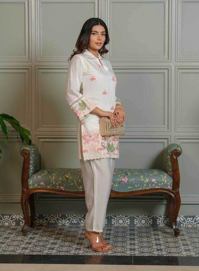 دي دبليو طقم منسق من تونيك بياقة قميص ومطرز مع بنطال للنساء - Image 2